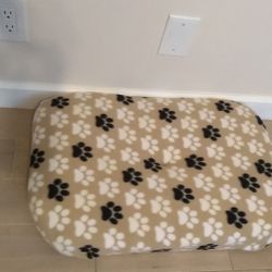 Dog bed new soft foam machine washable 28x18x4 inch thick