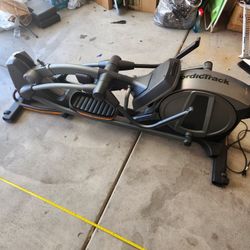 NordicTrack SpaceSaver SE9i Elliptical