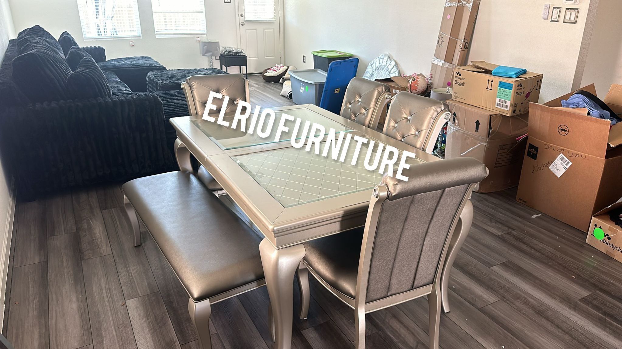 Furniture dining table