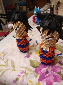 3d Origami Goku Dragon ball z toy for Sale in Bell Gardens, CA - OfferUp