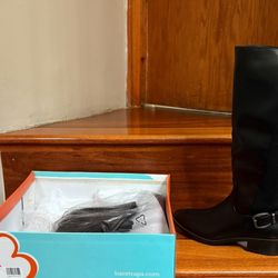 Black Riding Boots 