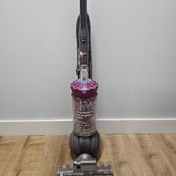 Dyson DC41 Vacuum Cleaner