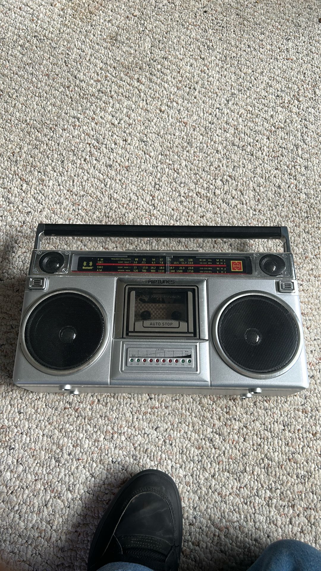 Boombox/speaker