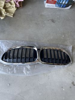 BMW 330i OEM Grill