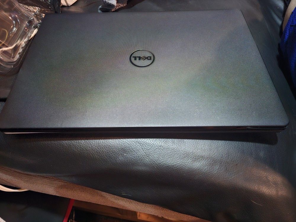 Dell Inspiron 15 3000