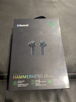 Brand New Sealed Razer Hammerhead true wireless Bluetooth headphones