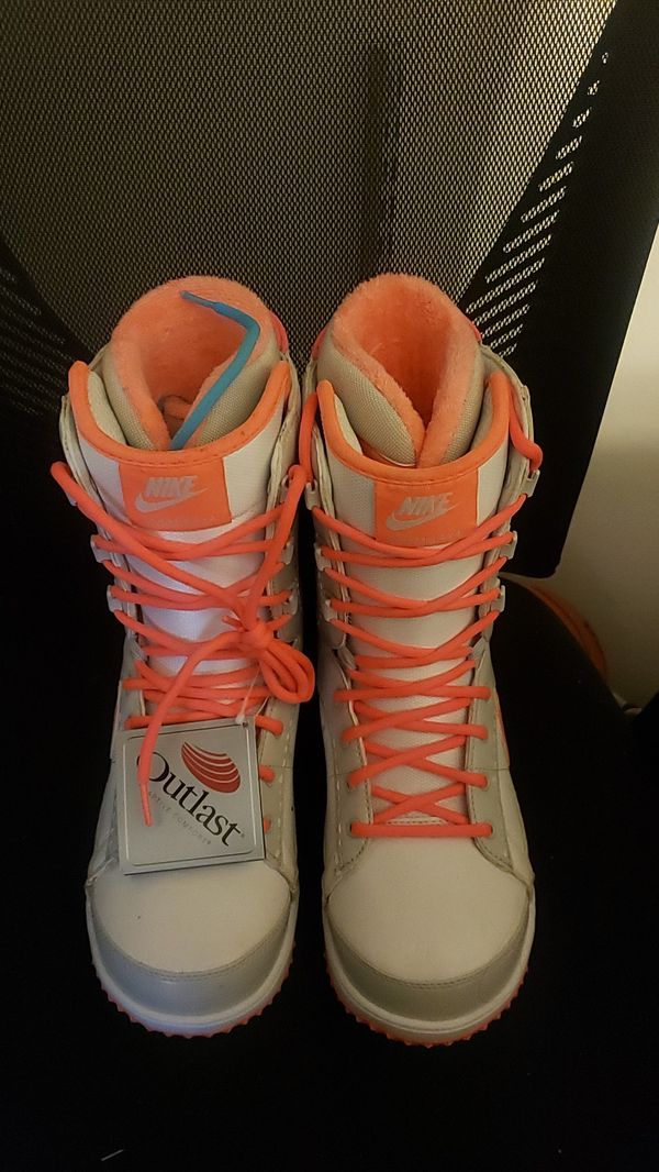 used nike snowboard boots