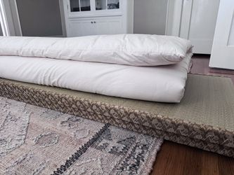 Organic cotton traditional Japanese futon/mattress topper (Queen)