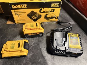 New DEWALT 20V MAX Lithium-Ion Battery Kit with 5.0Ah and 2.0Ah Battery and Charger