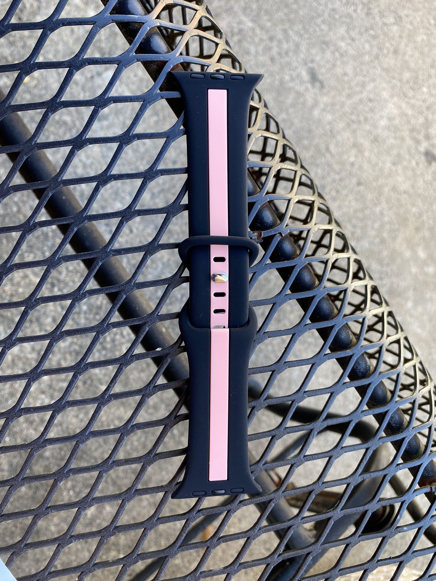 Apple Watch Black And Pink Silicone Sports Band 49/45/44/42