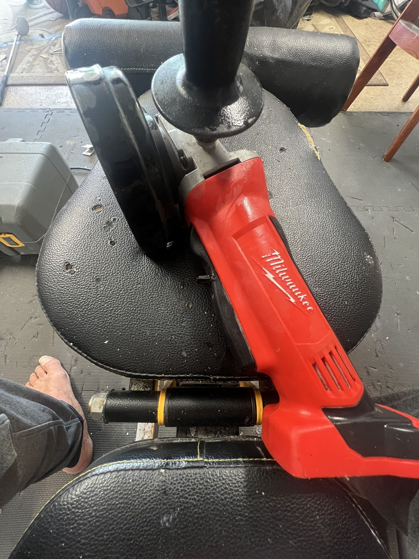 M18 18V Lithium-Ion Brushless Cordless 4-1/2 in./5 in. Grinder w/Paddle Switch (Tool-Only)
