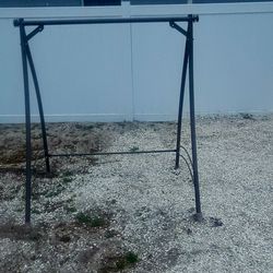 Swing stand