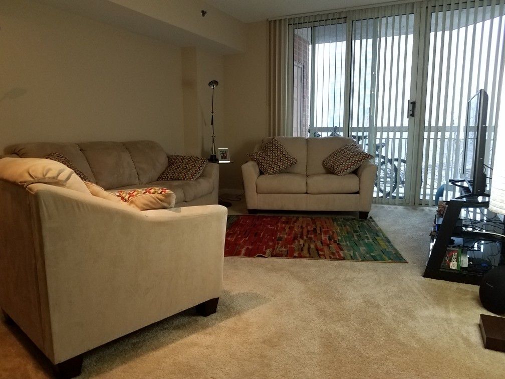 Fully furnished Pentagon City Apartment