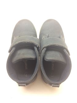Little boys shoes size 9