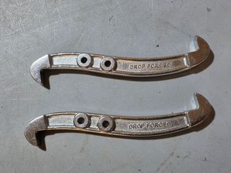 Two new drop forged 8" 200mm gear puller/bearing removal tools