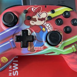 Hori Nintendo Switch Wireless HORIPAD (Super Mario) - Nintendo Switch 