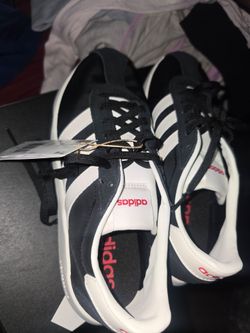 Adidas women's shoes size 7
