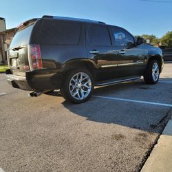 2009 GMC Yukon Denali