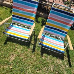 2 BEACH CHAIRS $30 FOR BOTH GILBERT AND RAY RD.  CHECK ALL MY OFFERS. 