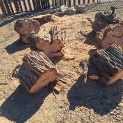 Free Mesquite Firewood 