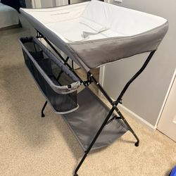 SafePlus Foldable Baby Changer 