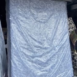 New Queen Matress