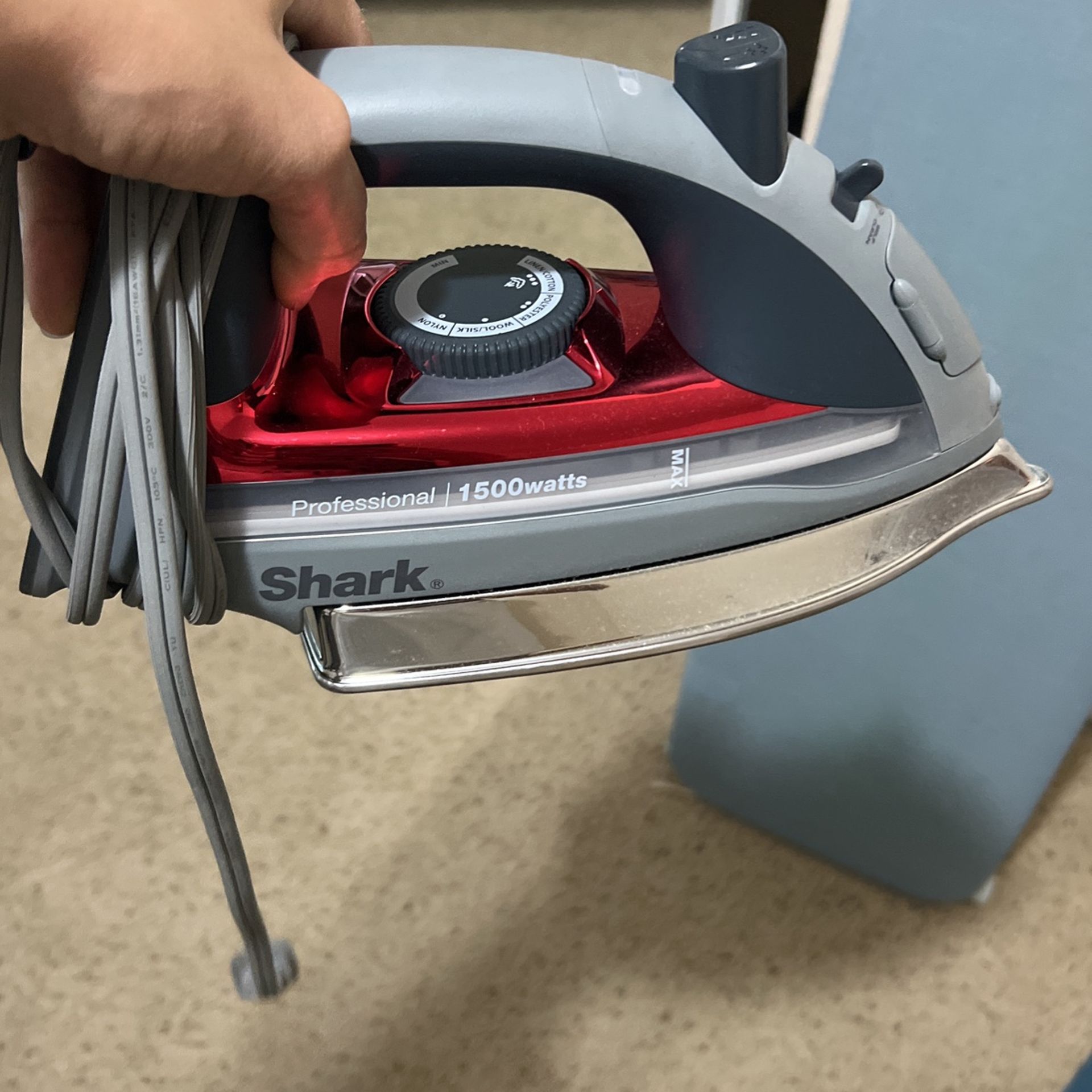 Shark Iron & Ironing Board