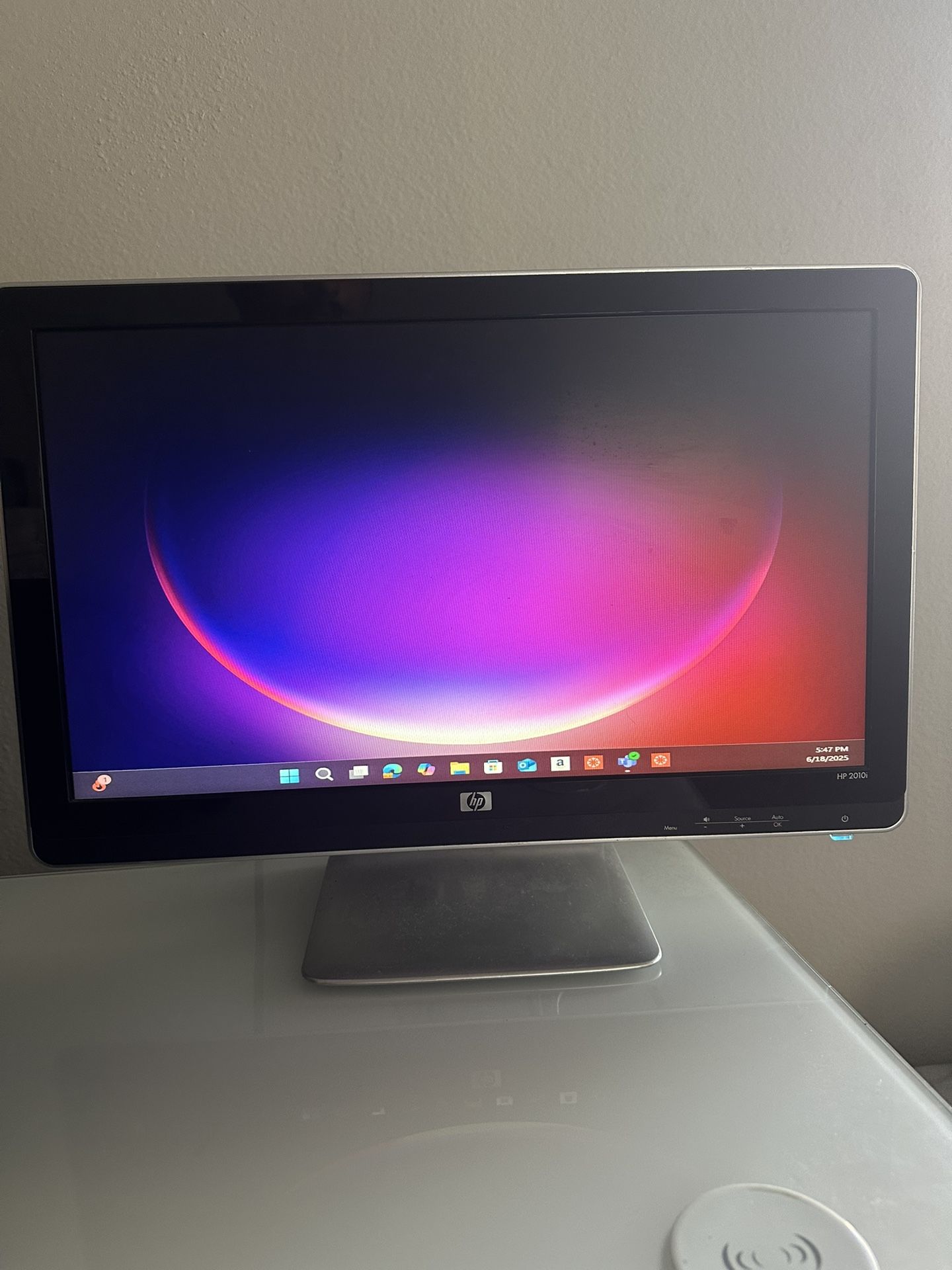 HP 20” Monitor – Great for Office or Second Screen