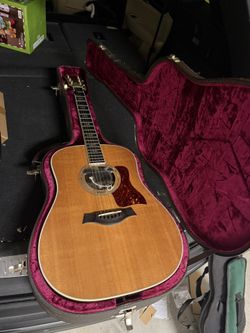 1997 Taylor 810 Dreadnought Acoustic Guitar Natural