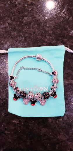 Charms bracelet