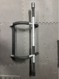 Pull up bar