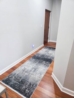 Lindstra Abstract Indoor Rug - Runner 3'1" x 10'