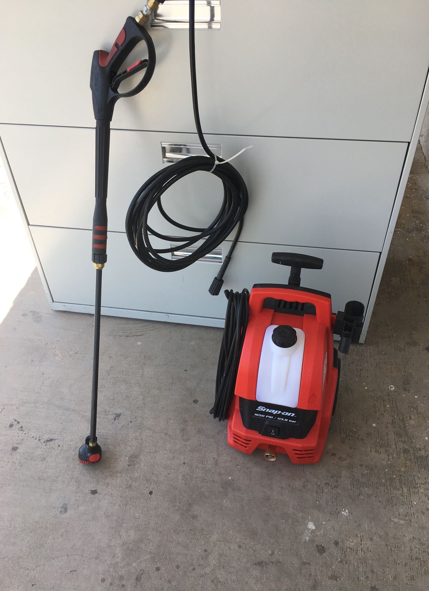 Pressure washer