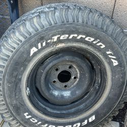 31 X 10.5 X 15 Rim And Tire