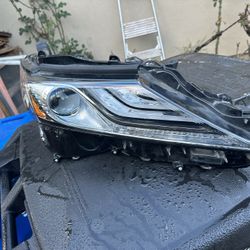 2021 Camry Headlight