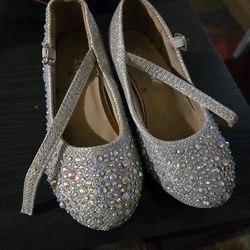 Kids shoes size 12