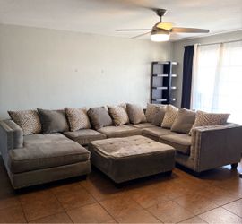 Gray sectional couches /otto