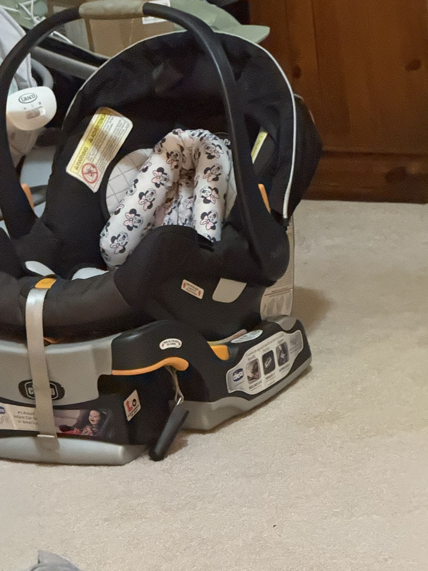 Chico Infant Car Seat