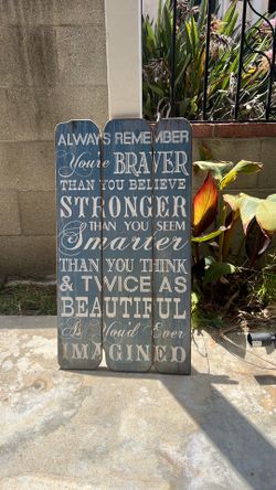 Wooden motivational picture