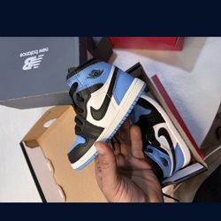 Jordan 1 retros (TD)