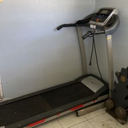 Treadmill 