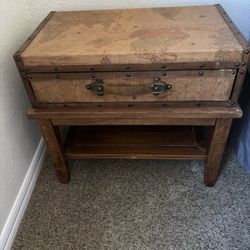 End Table/night Stand