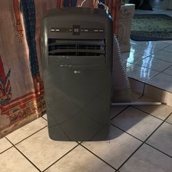 LG Portable AC unit 12,000 VTC