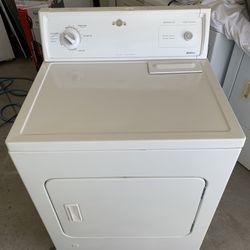 Kenmore Eléctric (240v) Dryer