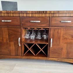 Bar console