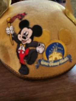 VINTAGE DISNEY HAT 