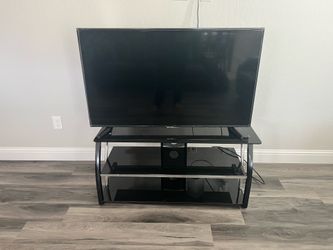 Samsung TV +  TV Stand