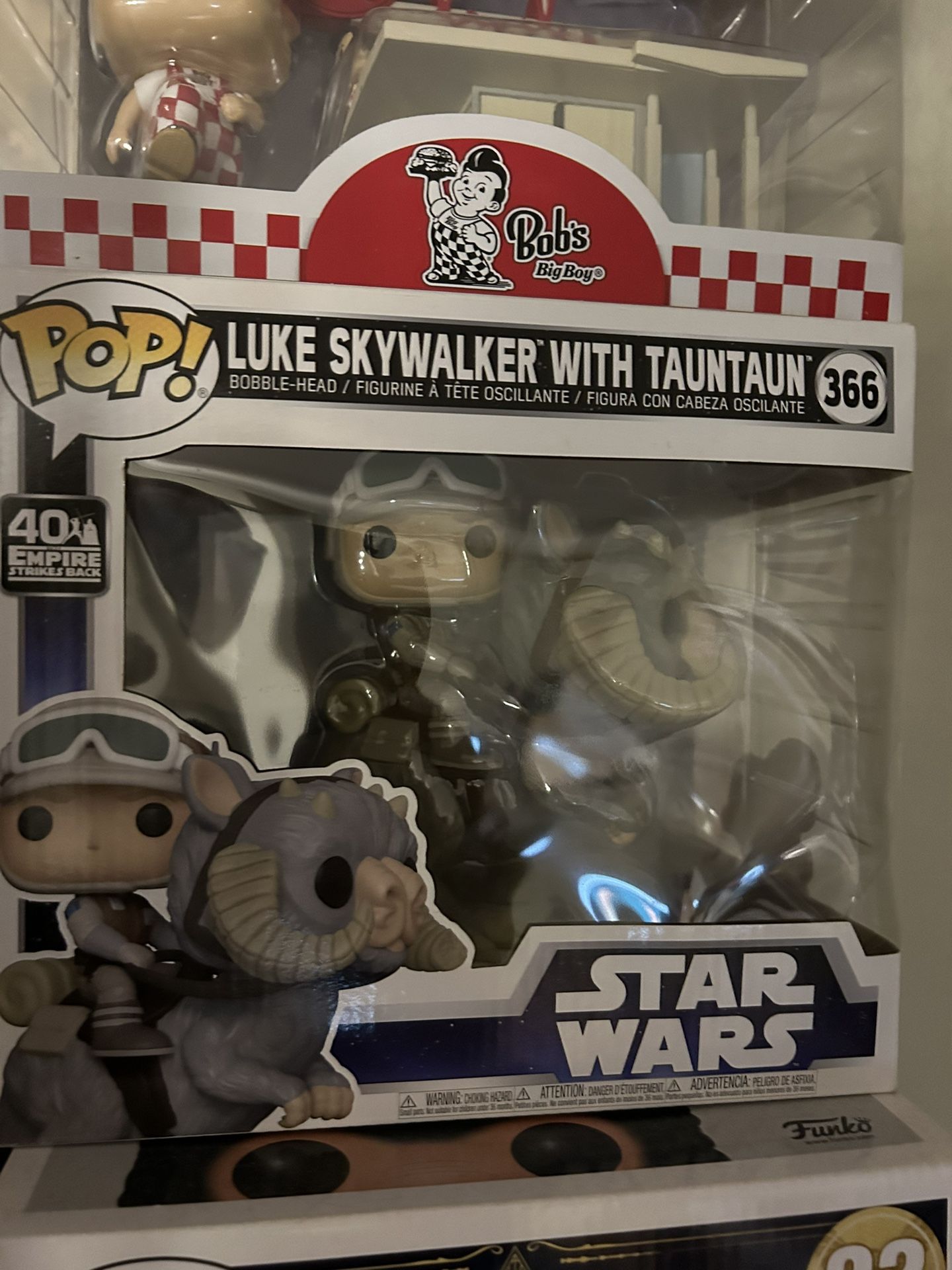 Luke skywalker with tauntaun jumbo funko pop