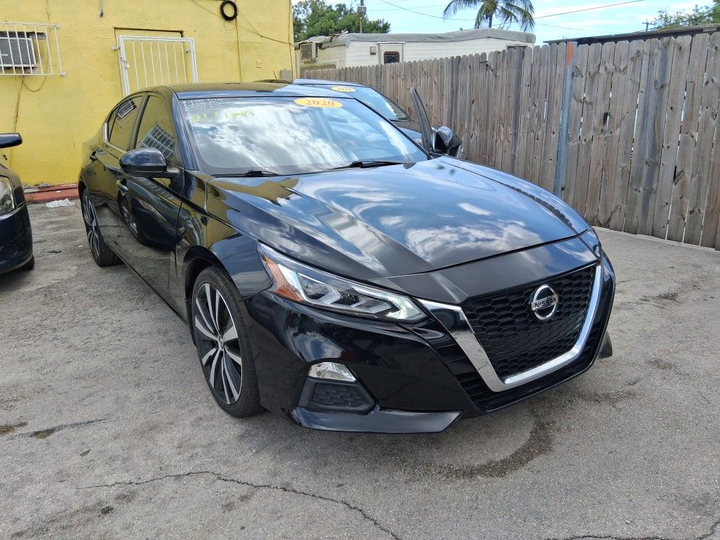 2020 Nissan Altima