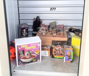 Auction Unit 277 10/9 -  Halloween Decorations